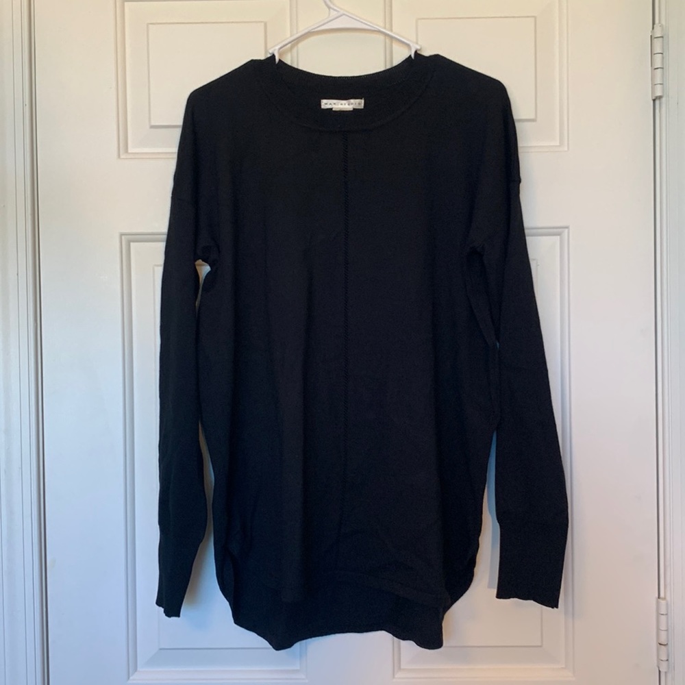 MAX STUDIO Black round neck sweater. Brand new.